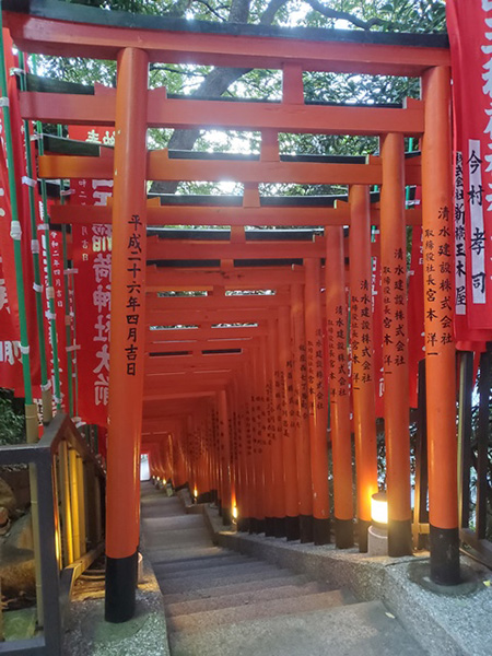 赤い鳥居