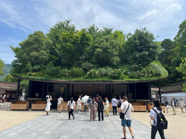 仮殿